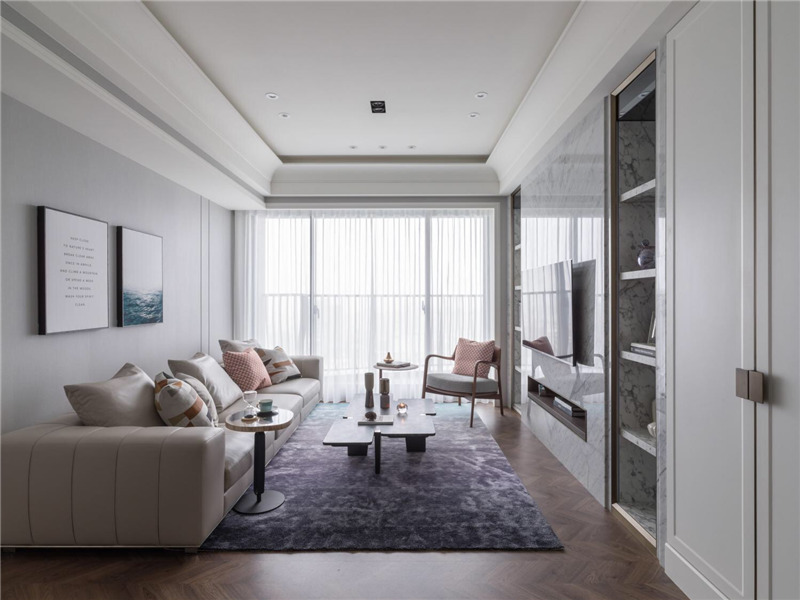 暴雨過后窗戶把手松動，物業不會修理，