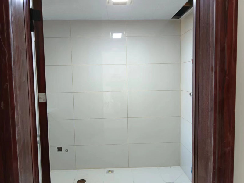 如果家里裝修后衛生間一直冒水怎么辦